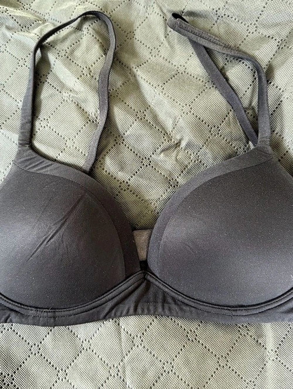 3/$60 Victoria’s Secret lightly lined Bra Gray 34B